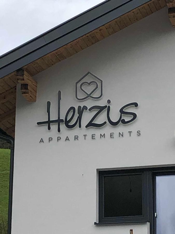 Herzis Appartements Wagrain Exteriör bild