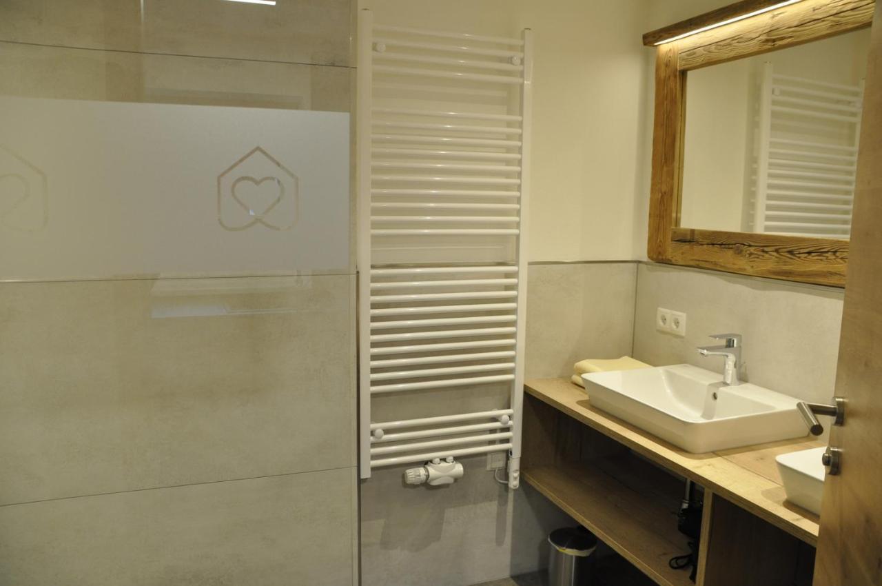 Herzis Appartements Wagrain Exteriör bild
