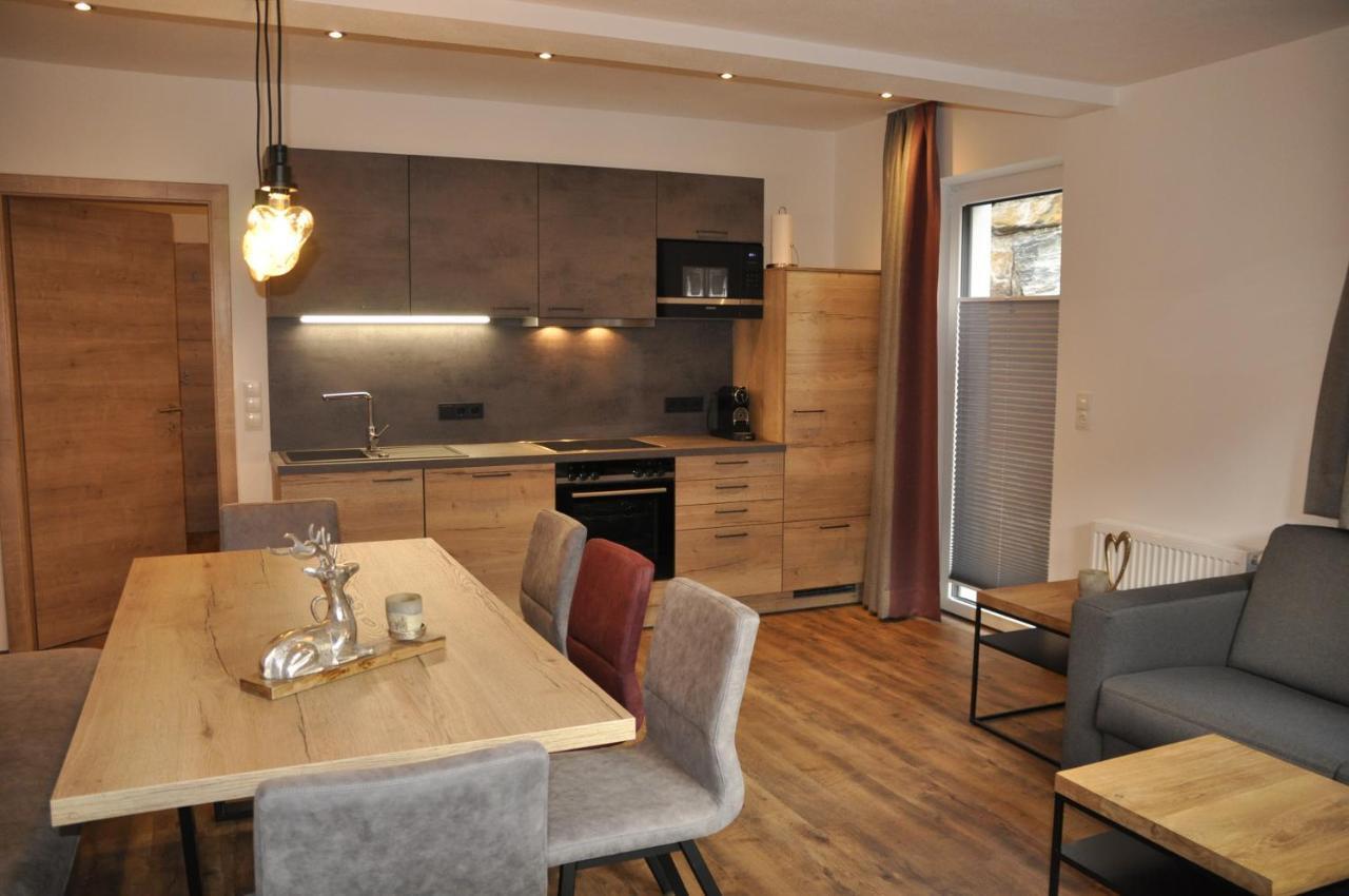 Herzis Appartements Wagrain Exteriör bild